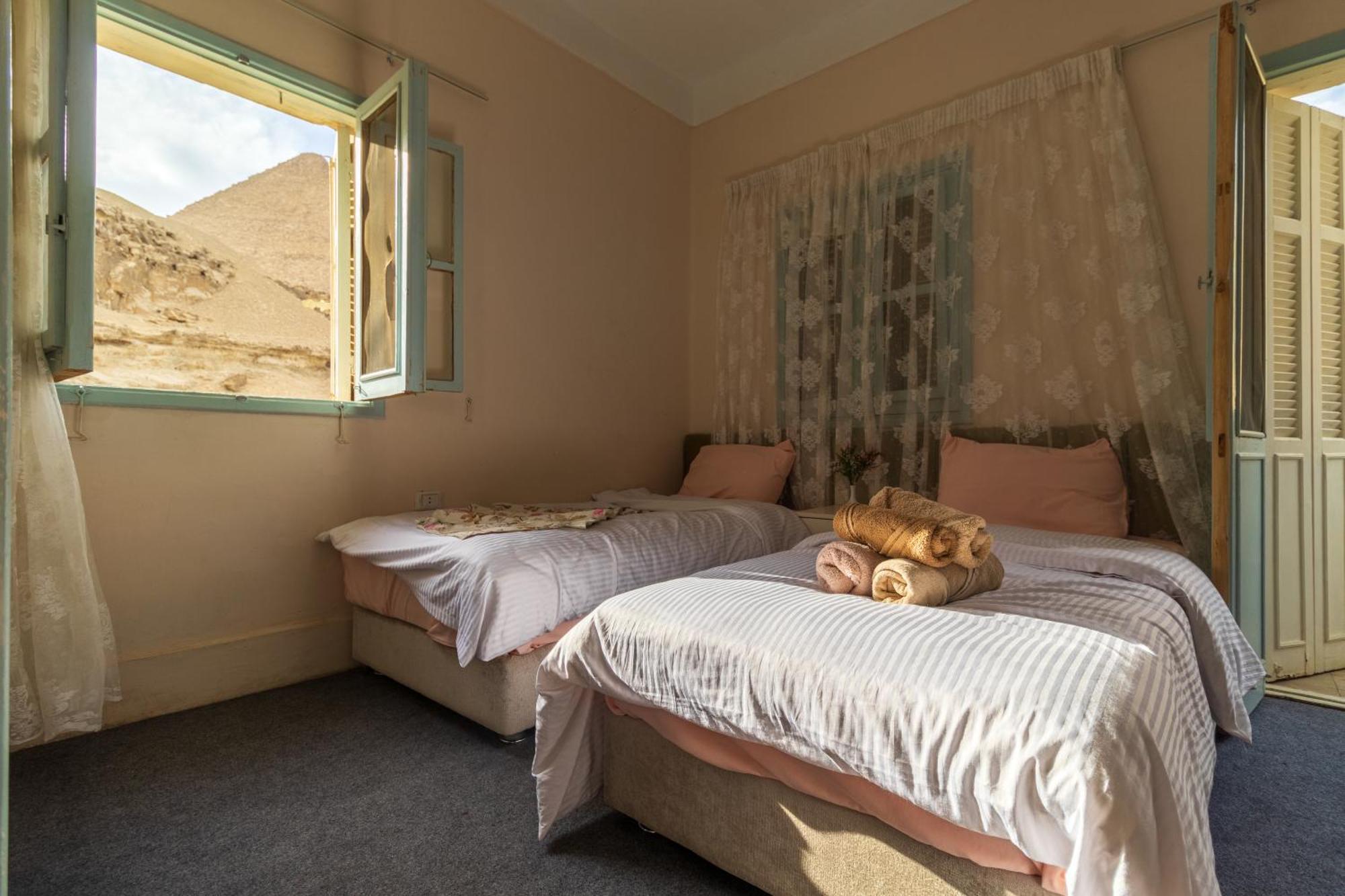The Grand Pyramids View Hotel Kafret el-Gabal Pokój zdjęcie
